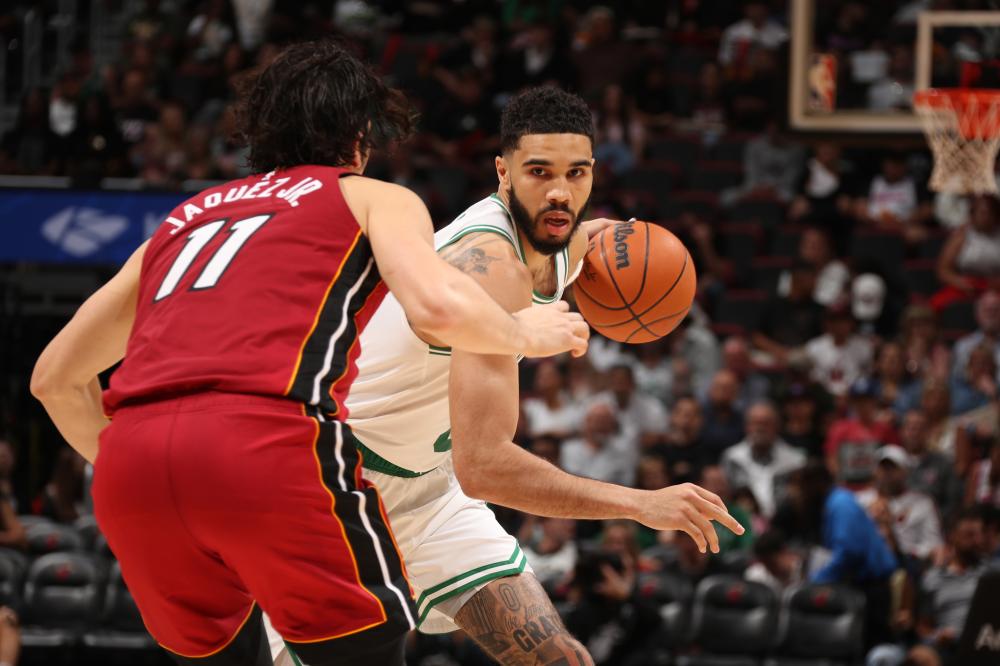 的中场球员 的中场球员